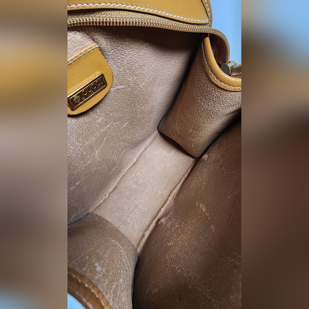Gucci Micro GG crossbody bag - Picture 11 of 14